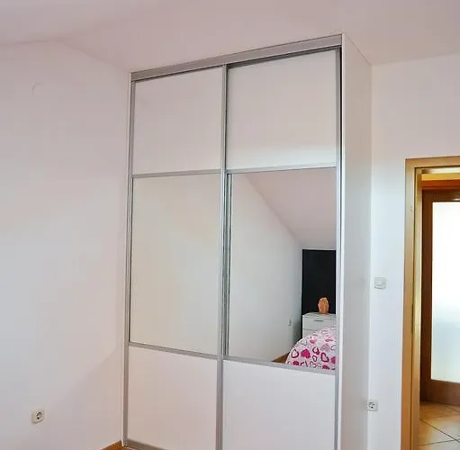 Lägenhet Domalu Zadar