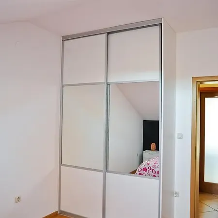 Apartment Domalu Zadar