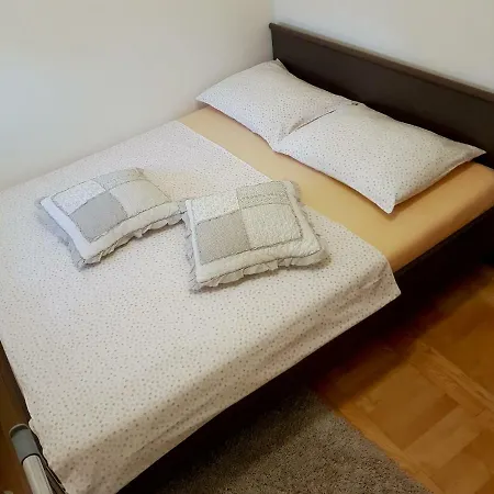 Apartment Domalu